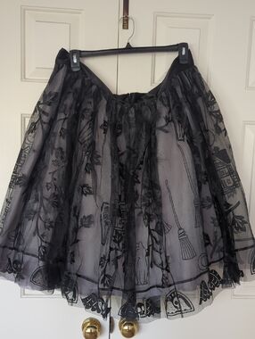 Disney Hocus Pocus/Unique Vintage Skirt Size 3X-20 Beautiful